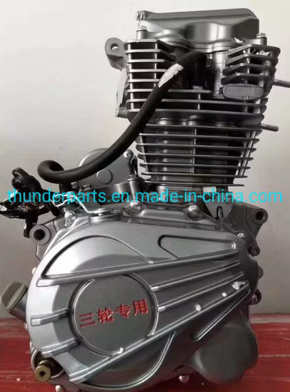 Moteur à essence de moto de qualité et pièces de rechange pour Scooter/Dirt Bike/Tricycles/Cg125 Cg150/Cg200/Cg250/Cg300/Gy6